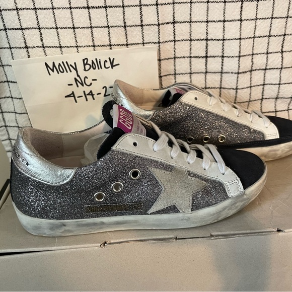 Golden Goose Sneakers - Picture 7 of 9